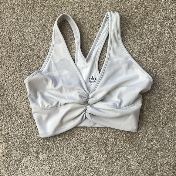 ALO Yoga Wild Thing Bra White Camo Medium - Picture 2 of 6